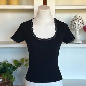 Forever 21 Black Lace Trim Top Size Small